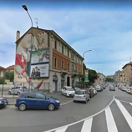 Bilocale Di Pregio A 400m Da Metropolitana アパート *