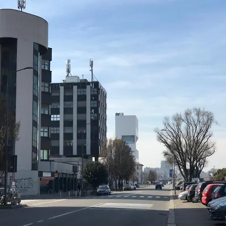 Bilocale Di Pregio A 400m Da Metropolitana ミラノ