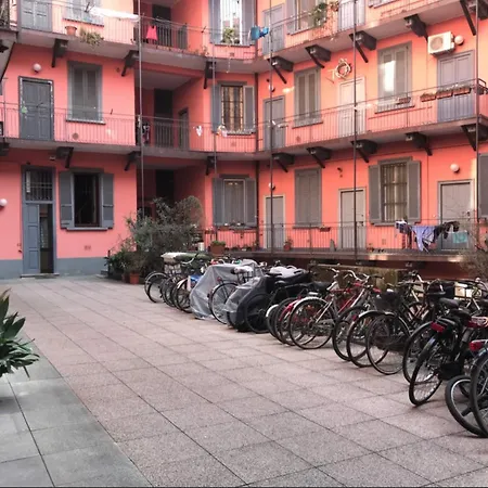Bilocale Di Pregio A 400m Da Metropolitana ミラノ